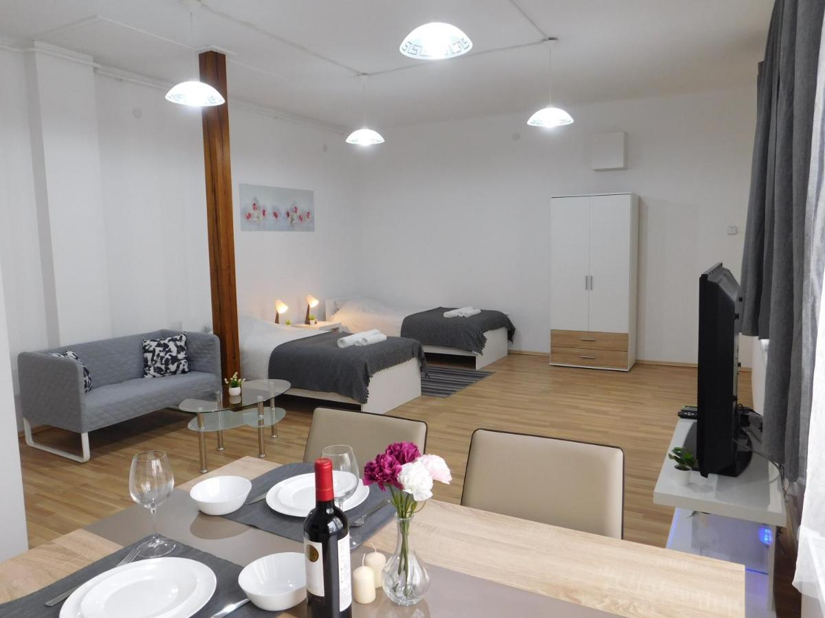 Apartments Mateo ザグレブ エクステリア 写真